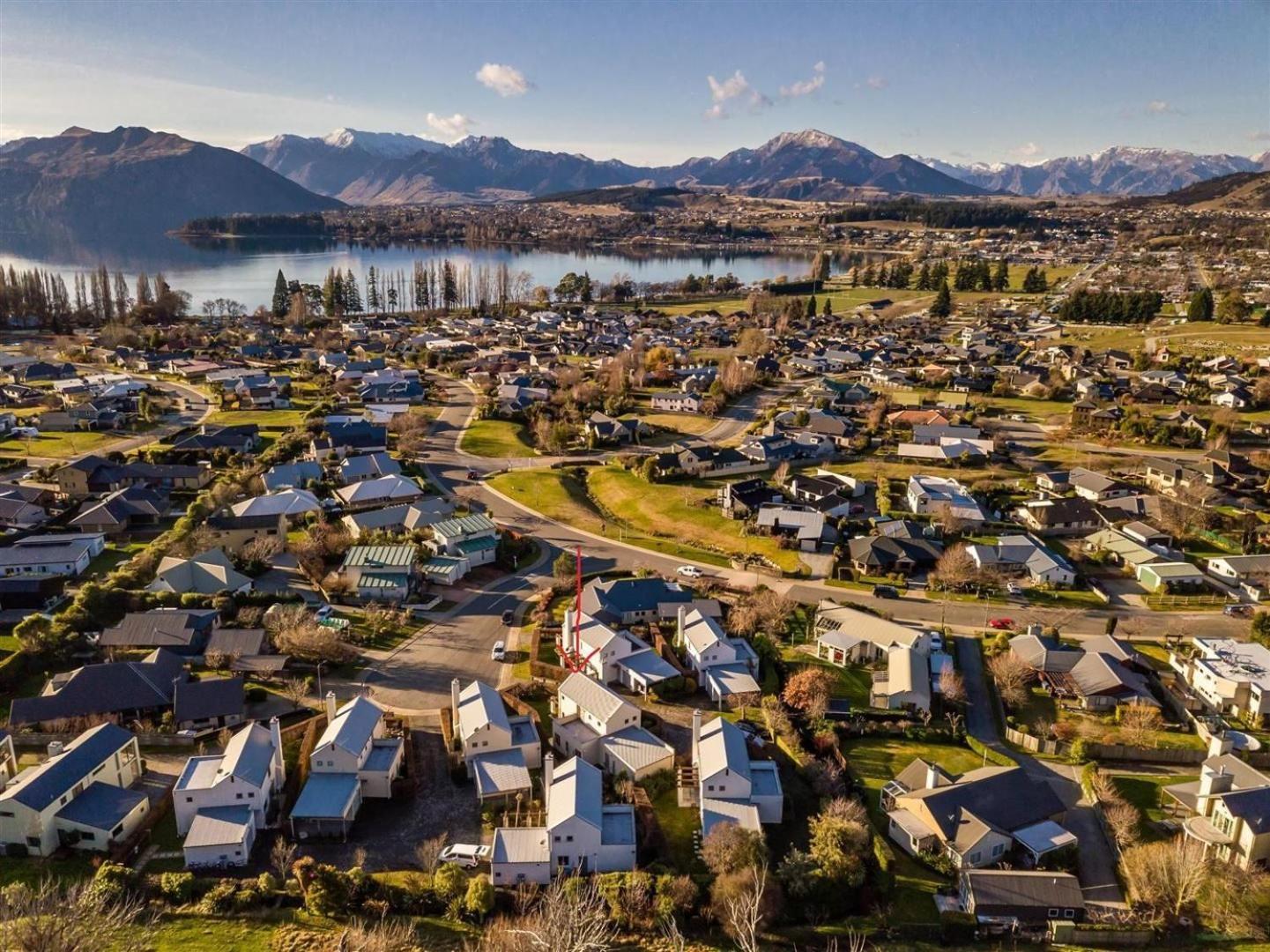 A Home Away From Home In Wanaka Exterior photo