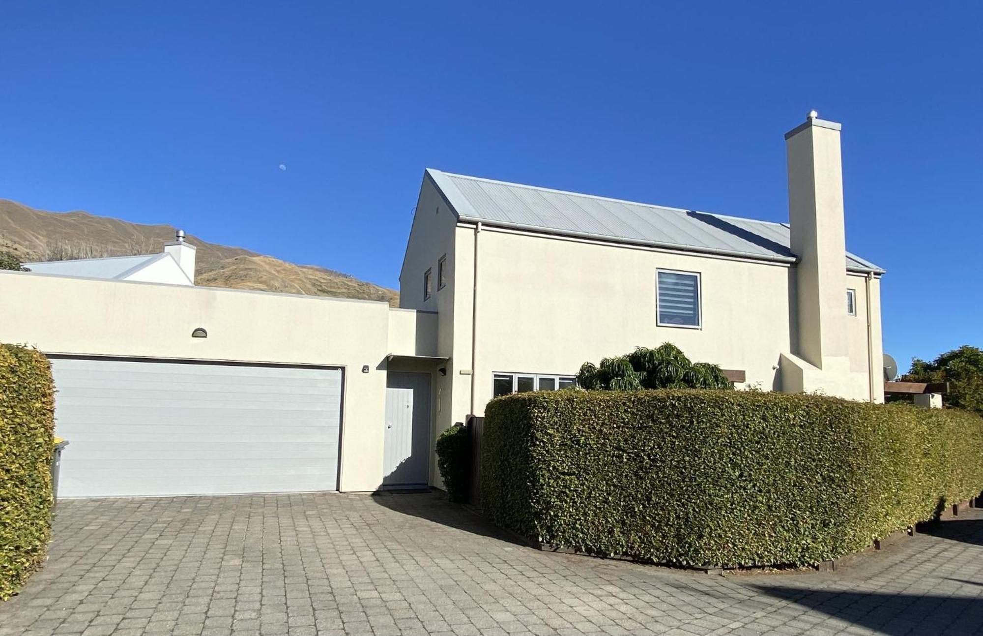 A Home Away From Home In Wanaka Exterior photo